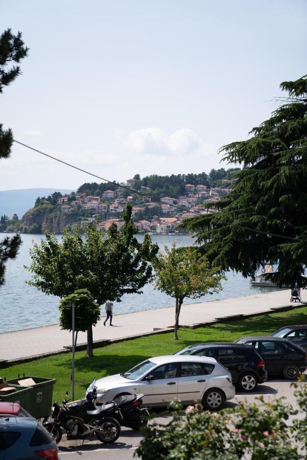 Urban Apartments Ohrid Buitenkant foto