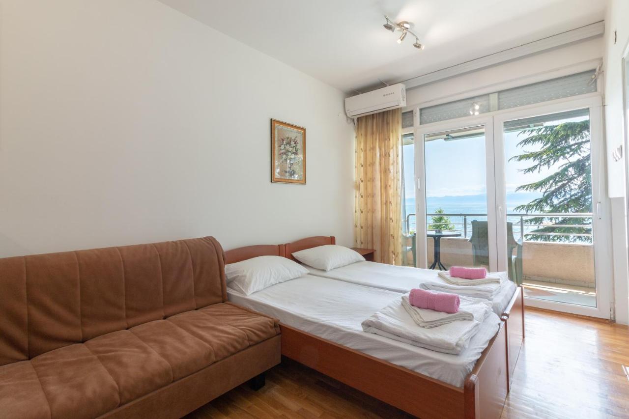 Urban Apartments Ohrid Buitenkant foto